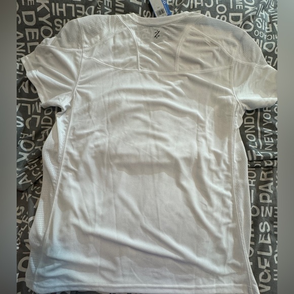 NWT Men’s Izod Perform X, Perform X, cool, T-shirt. - Picture 3 of 15